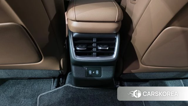 Hyundai Grandeur (GN7) id 4201054 из Кореи 21