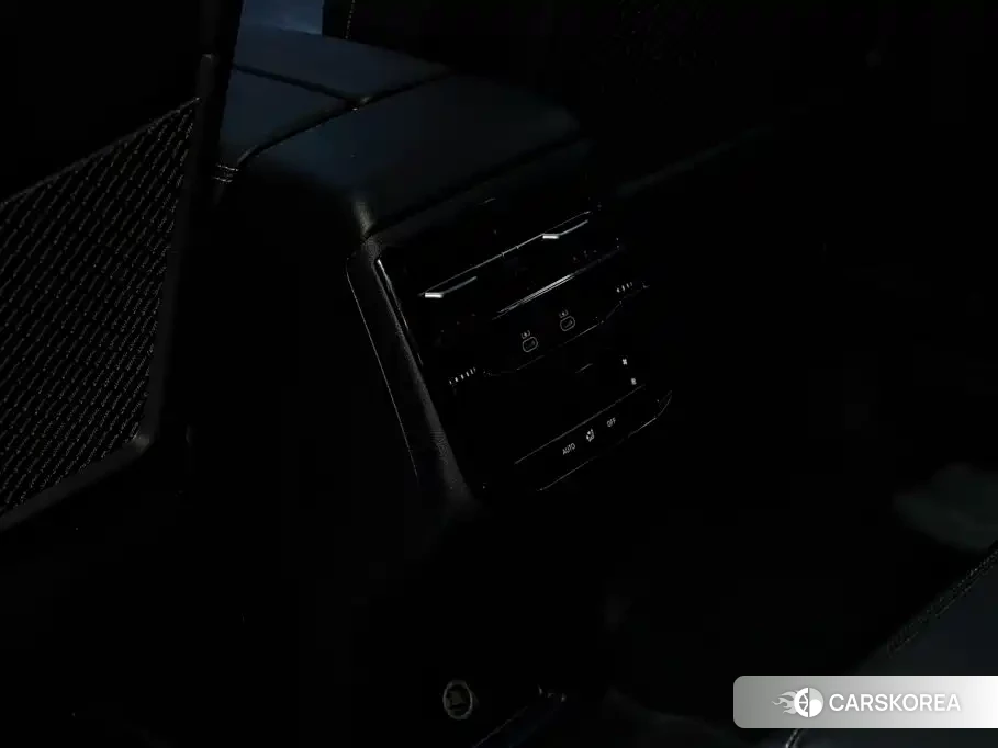Audi Q6 id 4629694 из Китая 21