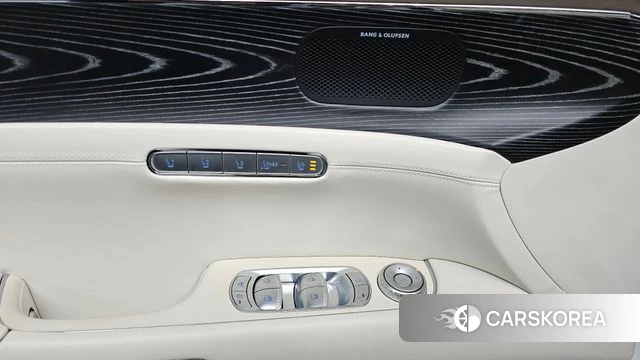 Genesis G90 (RS4) id 4687941 из Кореи 21