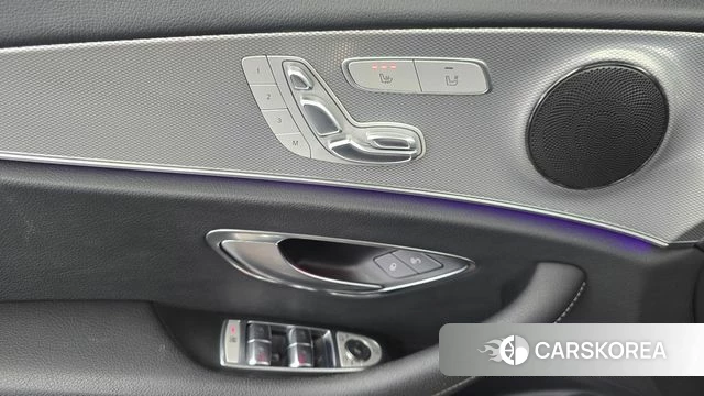 Mercedes-Benz E-Class W213 id 4568270 из Кореи 21