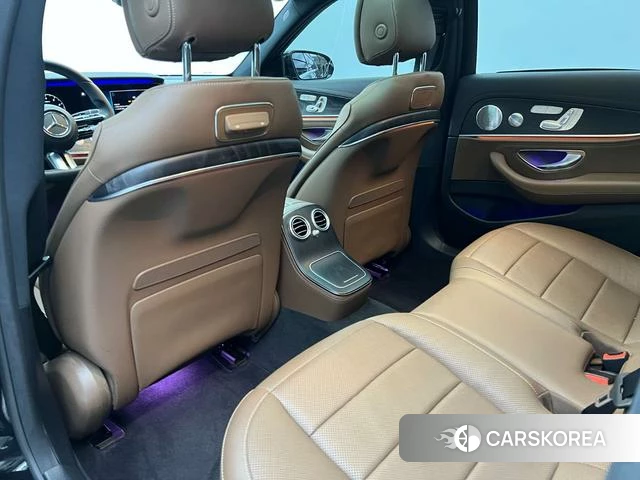 Mercedes-Benz E-class id 4236370 из Китая 21