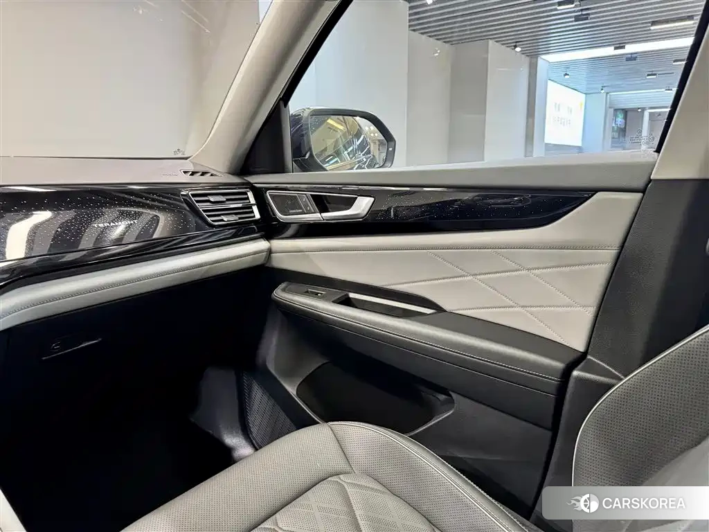 Volkswagen Teramont id 4546236 из Китая 21