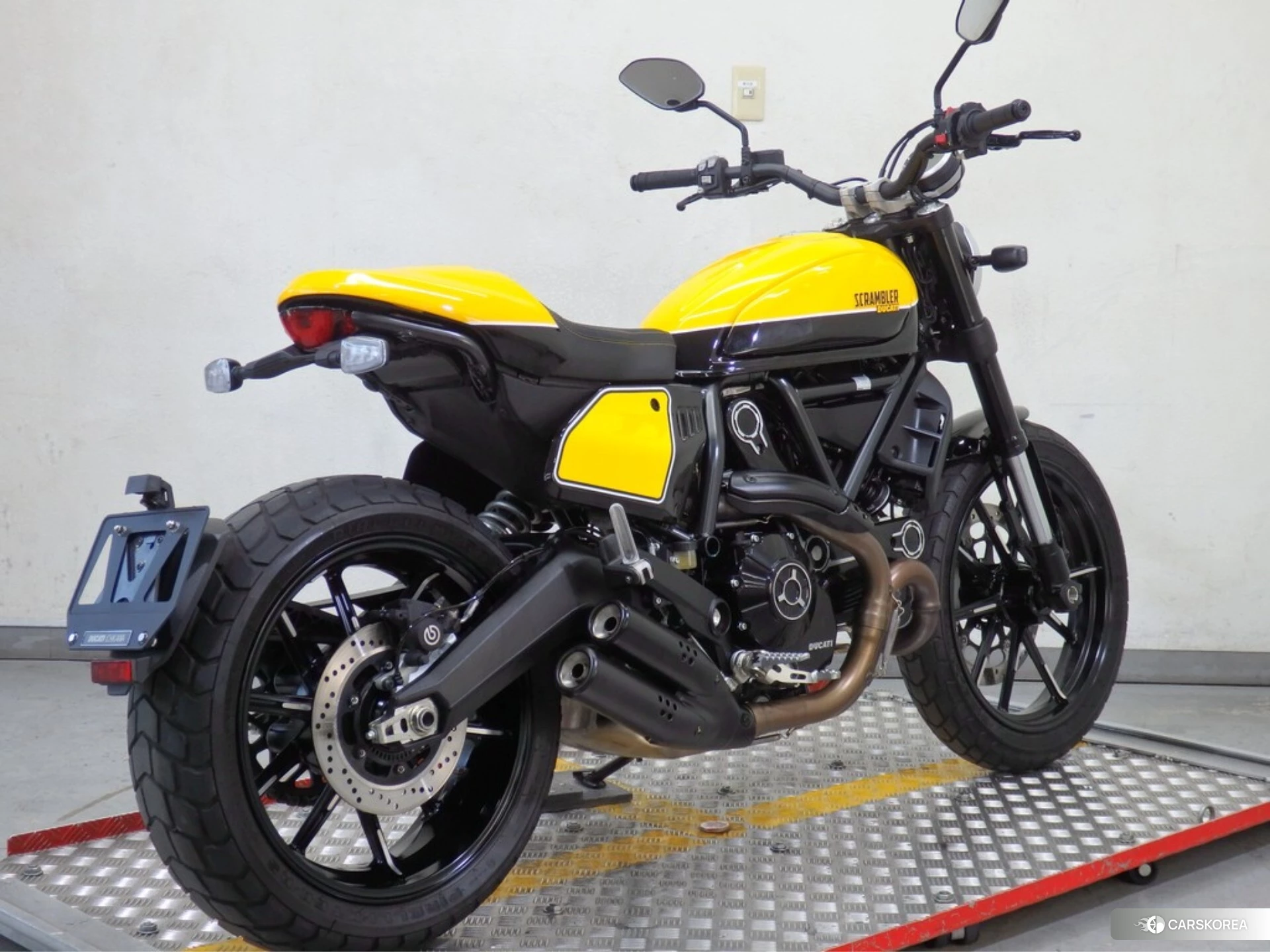 Ducati SCRAMBLER FULL THROTTLE id 4191882 из Японии 21
