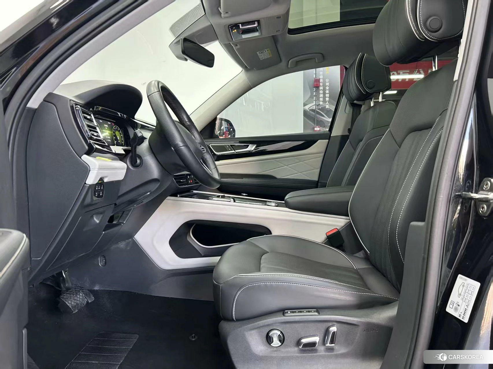 Volkswagen Tourang id 4504915 из Китая 21