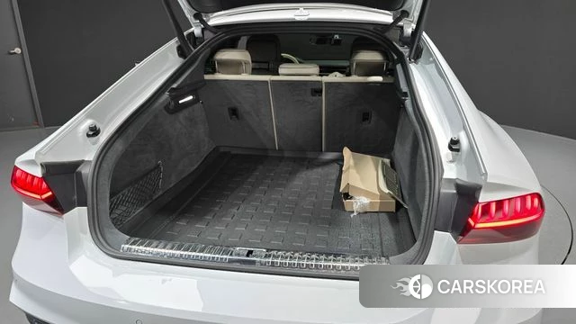 Audi A7 (4K) id 4245532 из Кореи 21