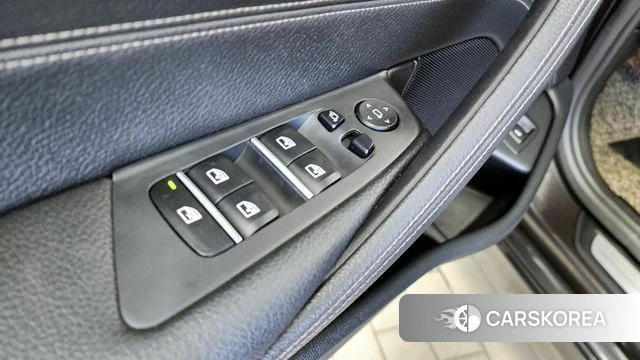 BMW 5 Series (G30) id 4294563 из Кореи 21