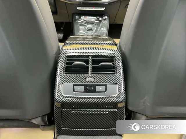 Audi A4L id 4275780 из Китая 21