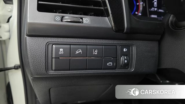 Ssangyong The New Rexton Sports Cannes id 4754421 из Кореи 21