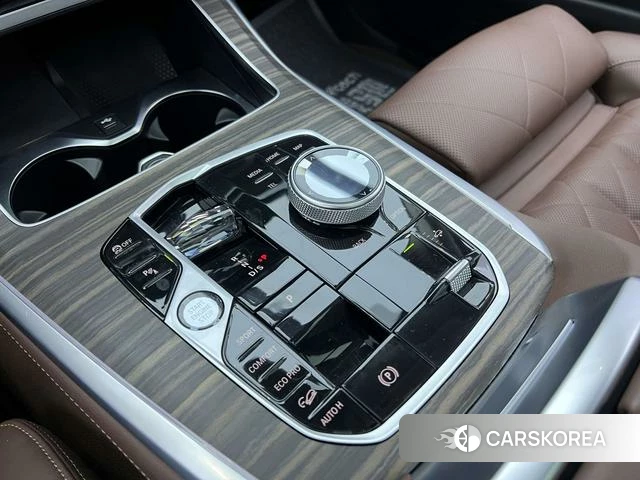 BMW X7 id 4218702 из Китая 21