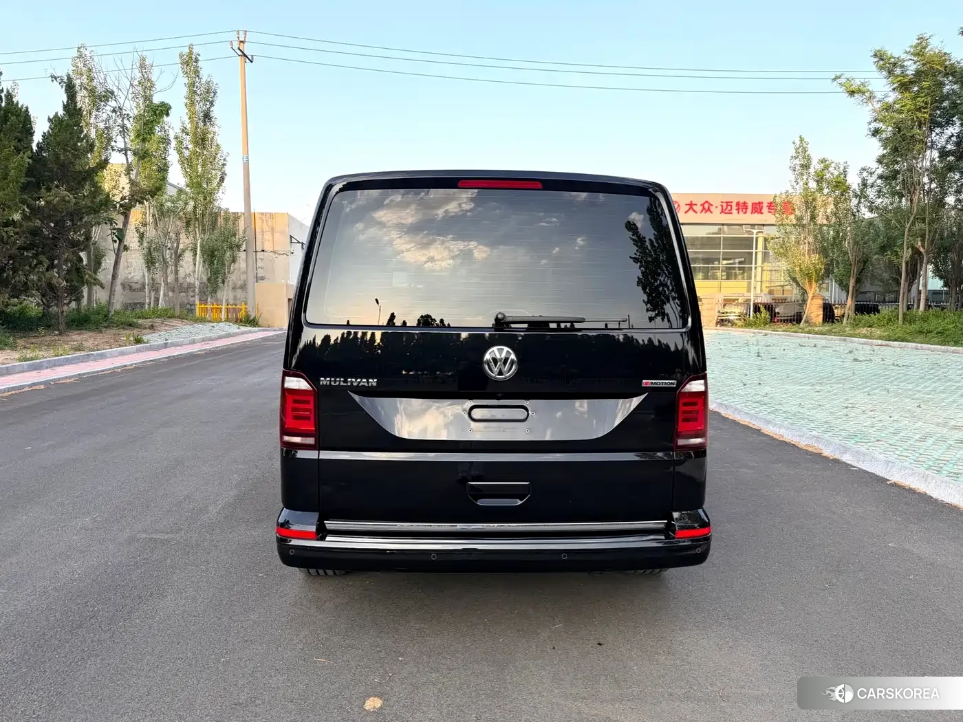 Volkswagen Multivan id 4599576 из Китая 21