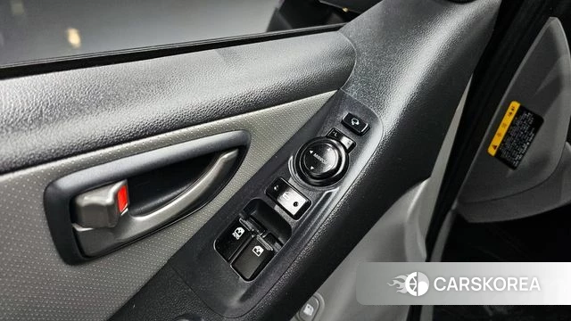 Hyundai The New Grand Starex id 4269167 из Кореи 21