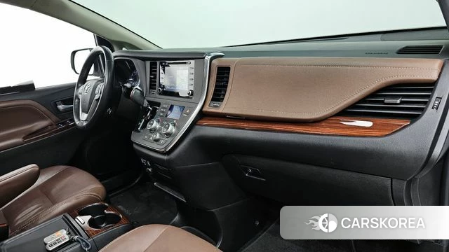 Toyota Sienna id 4390497 из Кореи 21