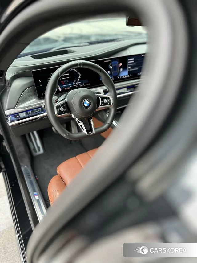 BMW 7 series id 4260552 из Китая 21