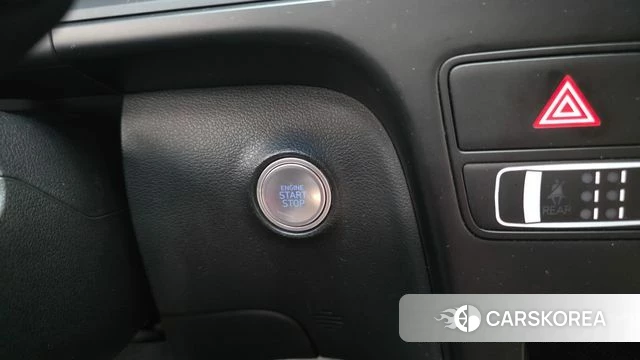 Hyundai Staria id 4579483 из Кореи 21