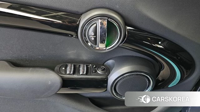 Mini Cooper S id 4770639 из Кореи 21