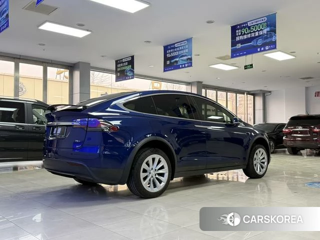 Tesla Model X id 4208442 из Китая 21
