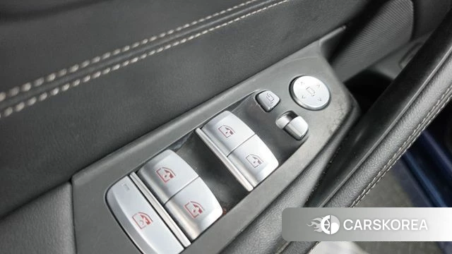 BMW 5 Series (G30) id 4899778 из Кореи 21