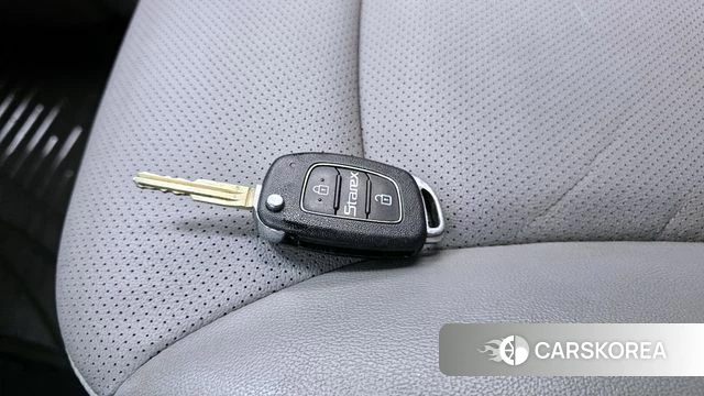 Hyundai The New Grand Starex id 4390019 из Кореи 21