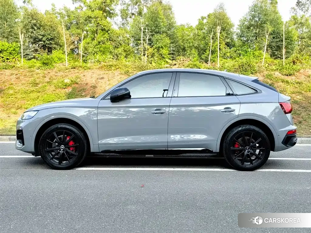 Audi Q5L id 4539080 из Китая 21