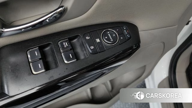 Kia The New Carnival id 4378086 из Кореи 21