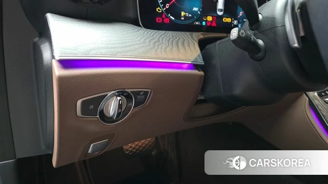 Mercedes-Benz E-Class W213 id 4572712 из Кореи 21