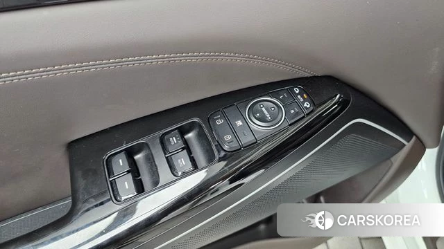 Kia Come New K7 id 4677695 из Кореи 21