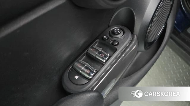 Mini Cooper D id 4626301 из Кореи 21