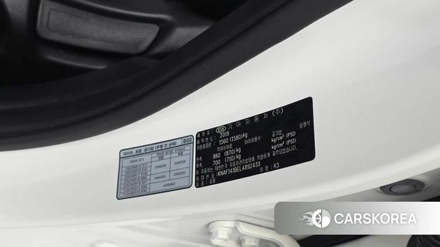 Kia Come New K3 id 4794410 из Кореи 21