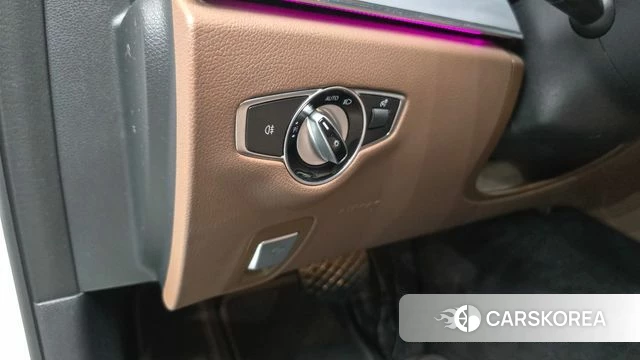 Mercedes-Benz E-Class W213 id 4647001 из Кореи 21