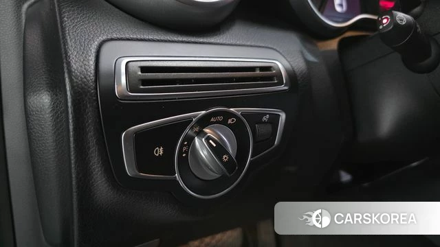 Mercedes-Benz C-Class W205 id 4765042 из Кореи 21