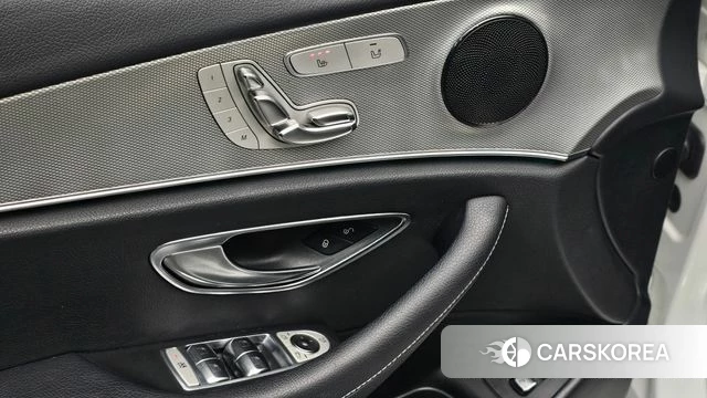 Mercedes-Benz E-Class W213 id 4596394 из Кореи 21