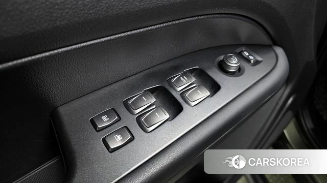 Ssangyong The New Rexton Sports Cannes id 4250079 из Кореи 21