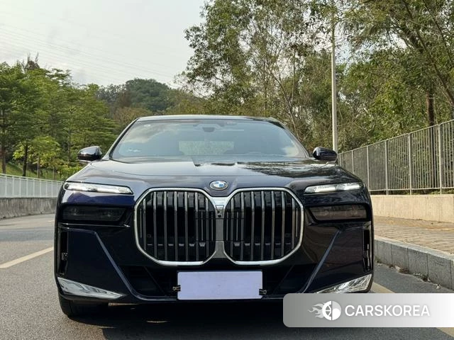 BMW 7 series id 4265478 из Китая 21