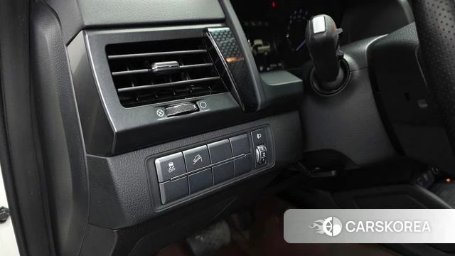 Ssangyong Rexton Sports Cannes id 4780402 из Кореи 21