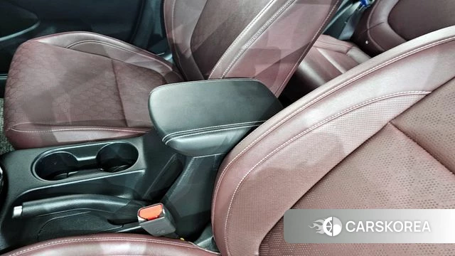 Kia Seltos id 4268474 из Кореи 21