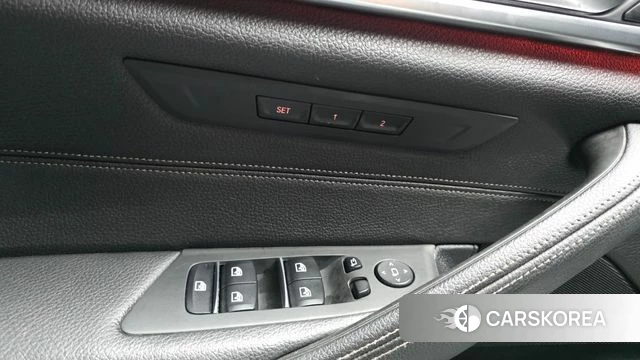 BMW 5 Series (G30) id 4610207 из Кореи 21