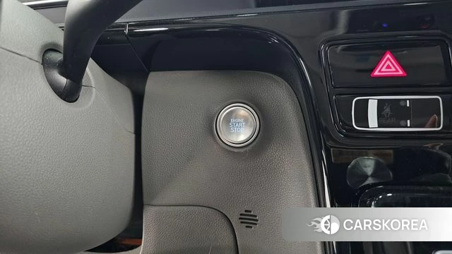 Hyundai Staria id 4336927 из Кореи 21