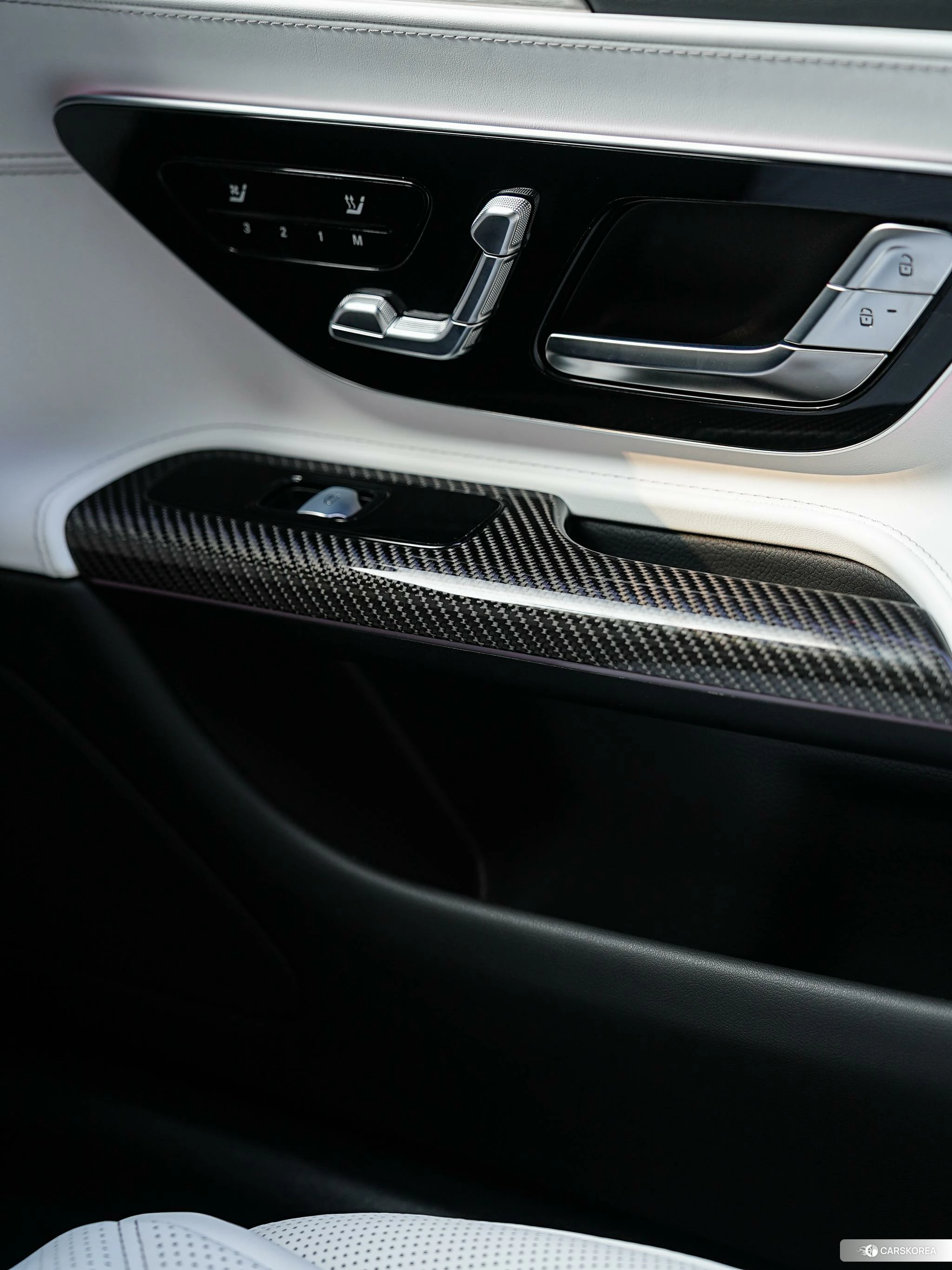 Mercedes-Benz AMG GT PHEV id 4454204 из Китая 21