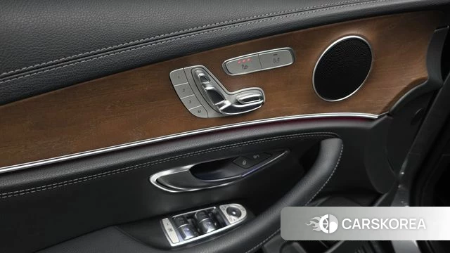 Mercedes-Benz E-Class W213 id 4712605 из Кореи 21