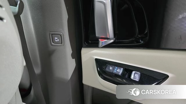 Kia Carnival 4th generation id 4550148 из Кореи 21