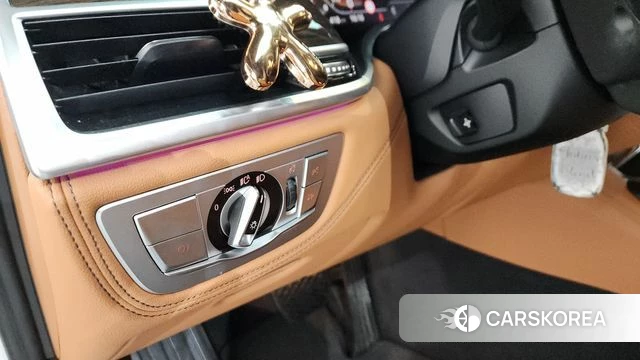 BMW 7 Series (G11) id 4201929 из Кореи 21