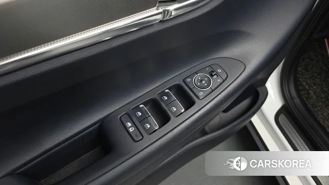 Hyundai The New Grandeur IG Hybrid id 4324260 из Кореи 21