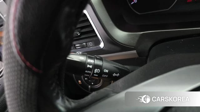 Ssangyong The New Korando Sports id 4755533 из Кореи 21