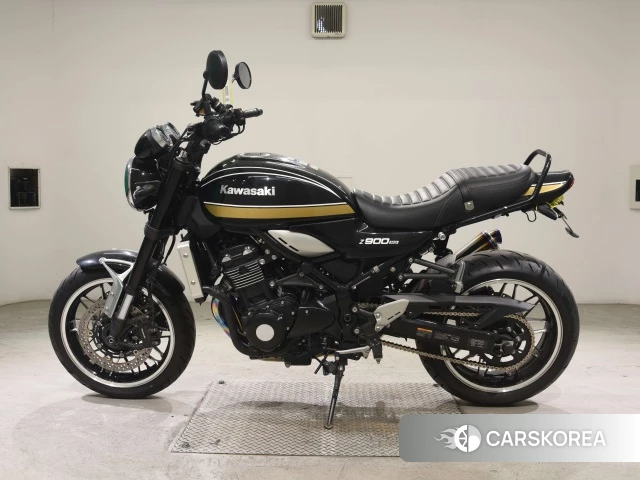 Kawasaki Z900RS id 3949290 из Японии 21