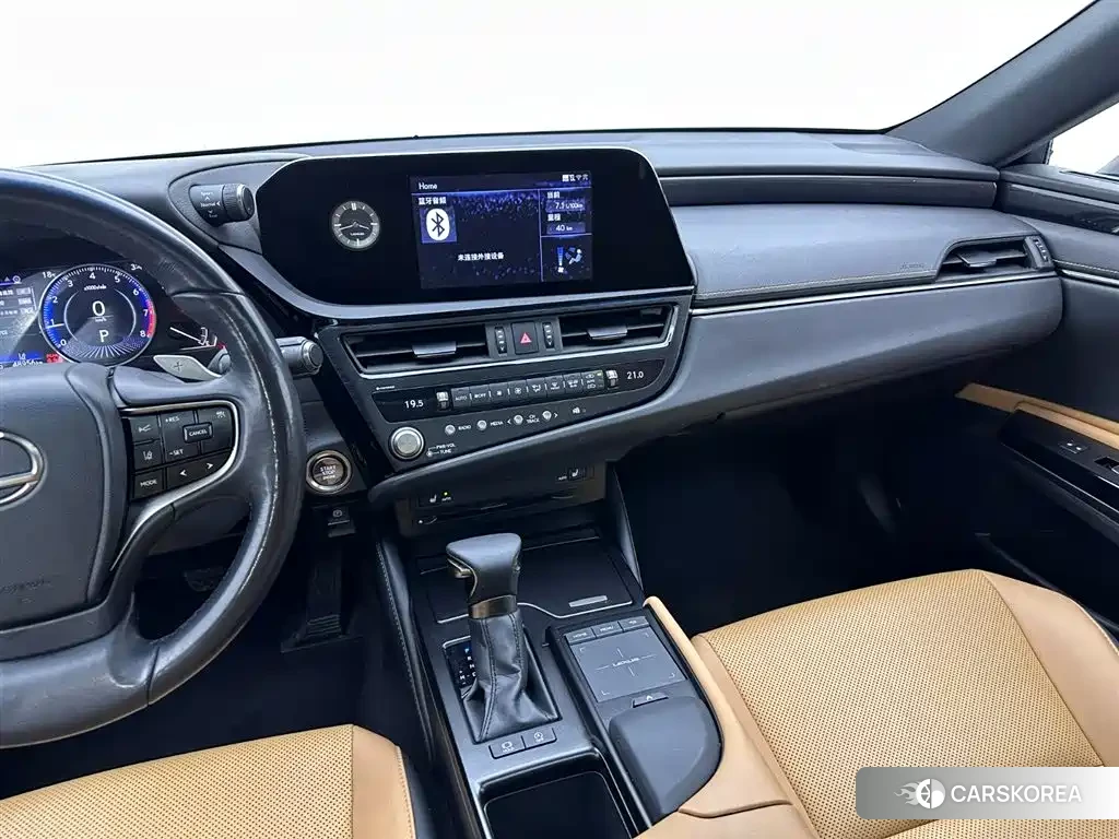 Lexus ES id 4583668 из Китая 21