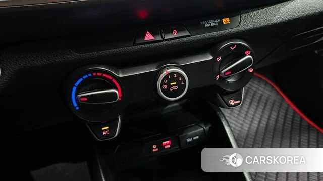 Kia Stonic id 4338971 из Кореи 21