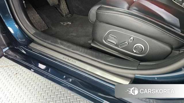 Genesis G90 (RS4) id 4415426 из Кореи 21