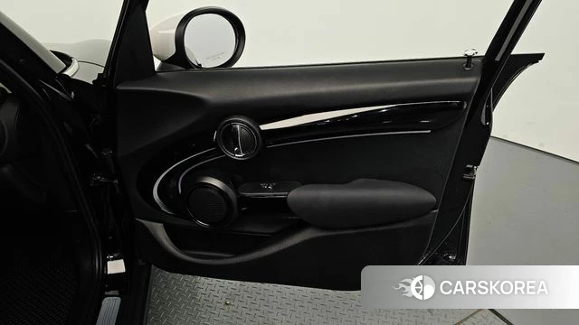 Mini Cooper id 4681895 из Кореи 21