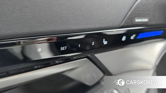 BMW 5 Series (G60) id 4186000 из Кореи 21