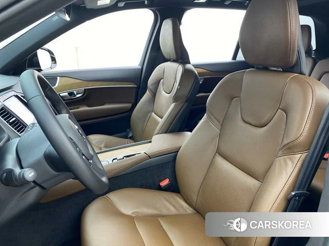 Volvo XC90 2023 Черный из Китая, фото 4
